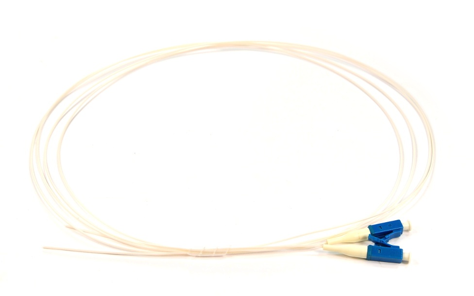 Opton Fiber Pigtail LC/UPC SM 0.9mm G652D EasyStrip 1.0m