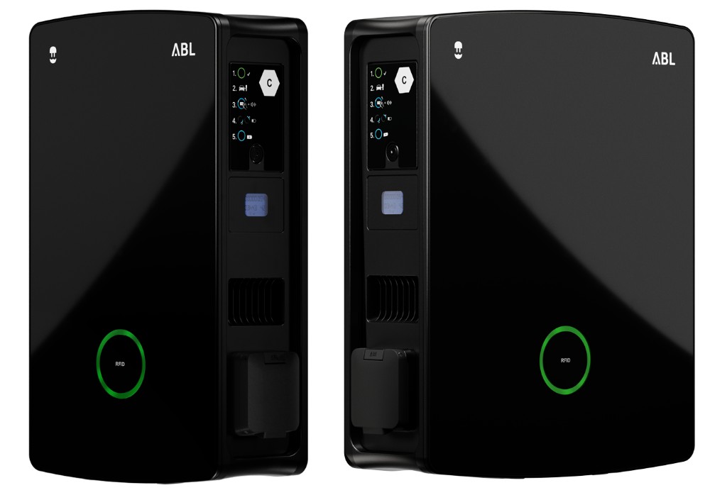 [100000325] ABL eM4 22 kW / Twin / Shutter / Controller / Standard / Black